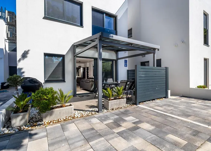 Premium Holiday House Vila Oaza With Pool